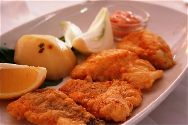 Kumkapı'nın vazgeçilmez mekanı: Sandal Restaurant