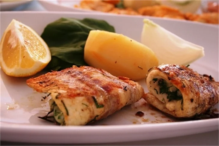 Kumkapı'nın vazgeçilmez mekanı: Sandal Restaurant