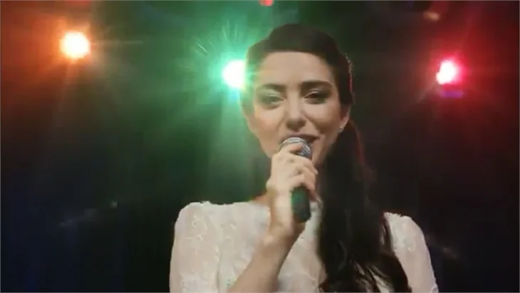 "Kiraz Mevsimi"nin Öykü'sü Özge Gürel'i nereden tanıyoruz?