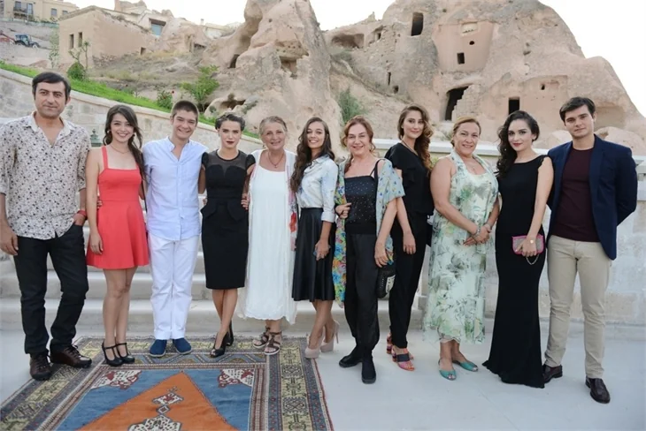 "Yılanların Öcü"ne Kapadokya'da gala yemeği!