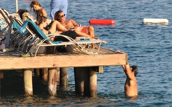 Sarp Levendoğlu ve Birce Akalay ikinci balayında!