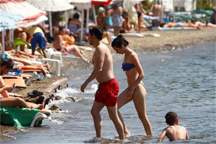 Ünlü çift yeni sezon öncesi böyle stres attı!