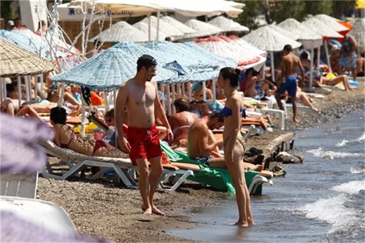 Ünlü çift yeni sezon öncesi böyle stres attı!