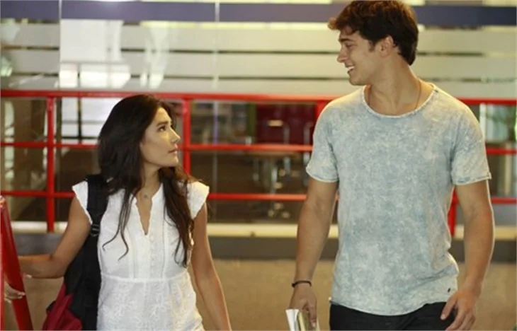 Aybüke Pusat Medcezir'de!