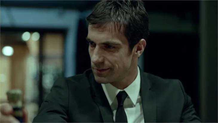 Bordo bereli İbrahim Çelikkol