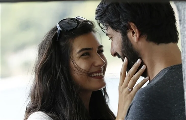 "Kara Para Aşk"ı komşu da çok sevdi!