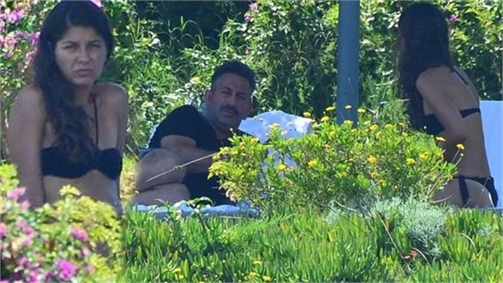 Cem Yılmaz ve Sinem Poyraz ayrıldı!