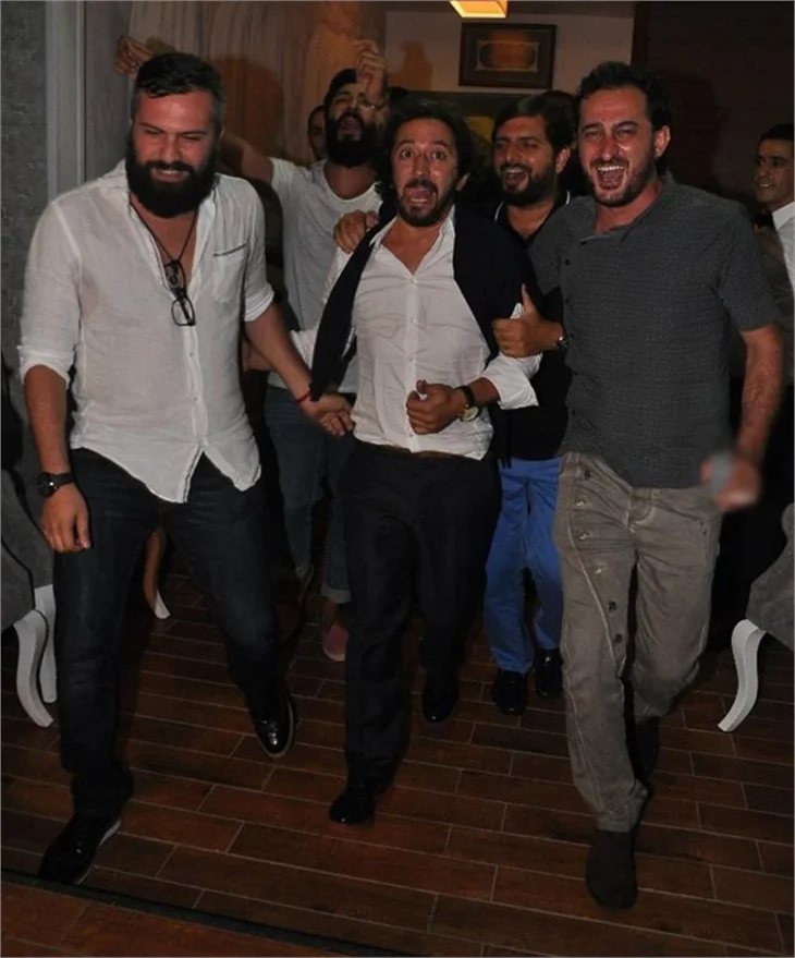 Fettah Can'ın bekarlığa veda partisi!