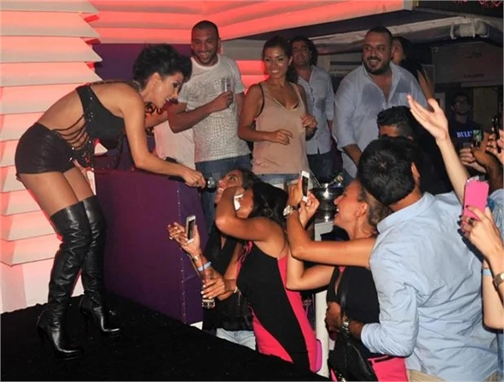 Hande Yener'in yeni imajı!