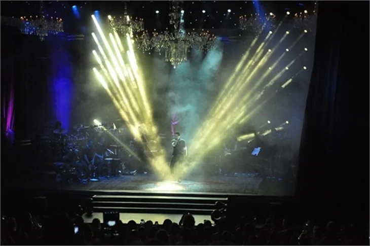 Tarkan'dan 7 bin kişilik 'Bir Yemin'