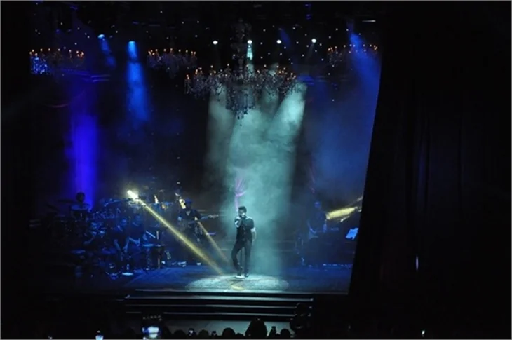 Tarkan'dan 7 bin kişilik 'Bir Yemin'