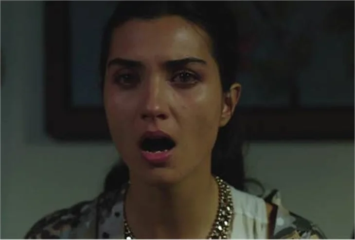 Kara Para Aşk'ta Ömer Elif'e yardım elini uzattı!