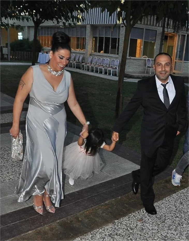 Fettah Can ve Cansu Kurtçu evlendi Işın Karaca evlilik tarihini erteledi!