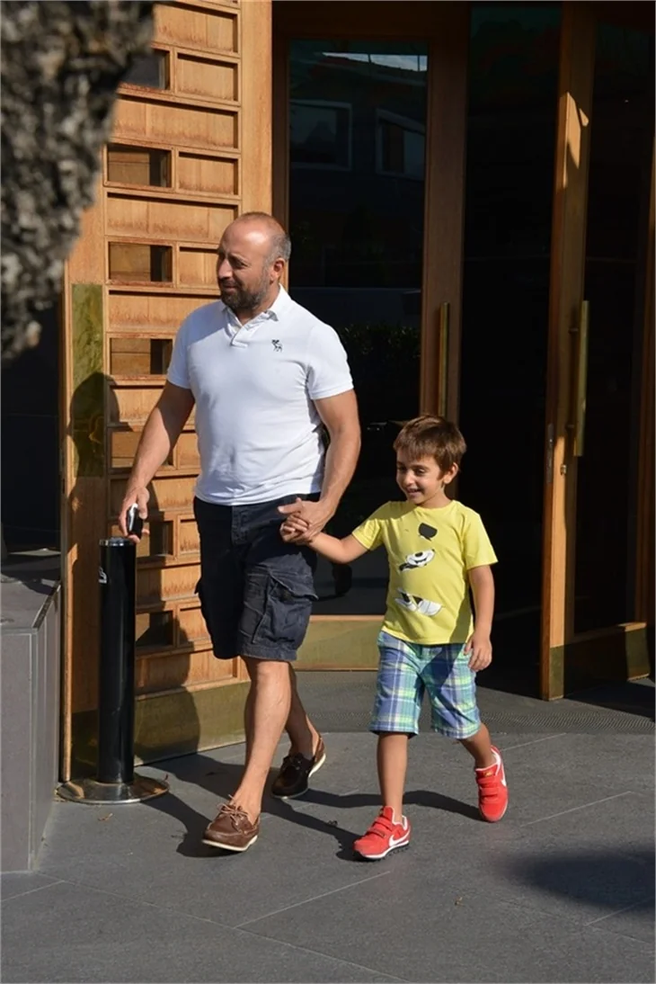 Ali, Halit Ergenç'in kopyası!