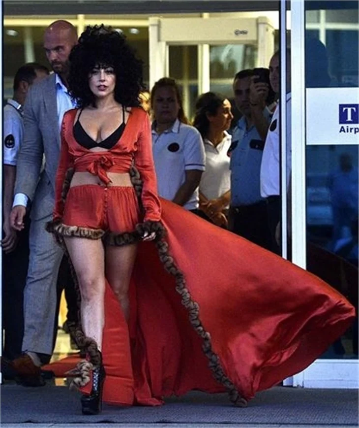 Lady Gaga, İstanbul'a geldi!