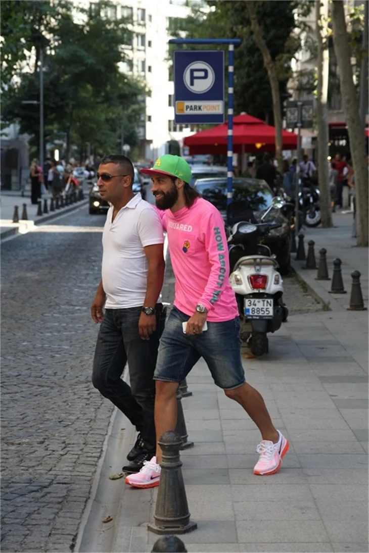 Pembe Panter Olcay Şahan!