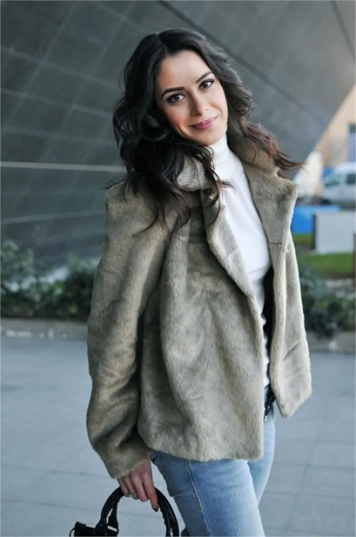 Ulan İstanbul'un seksi komiseri Gözde Türkpençe!