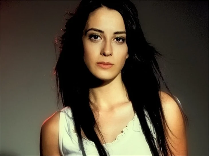 Ulan İstanbul'un seksi komiseri Gözde Türkpençe!