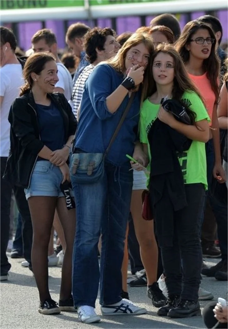 Hayranları Lady Gaga'ya akın ediyor!