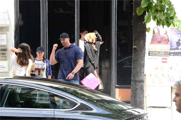 Lady Gaga'dan tebdil-i kıyafet!