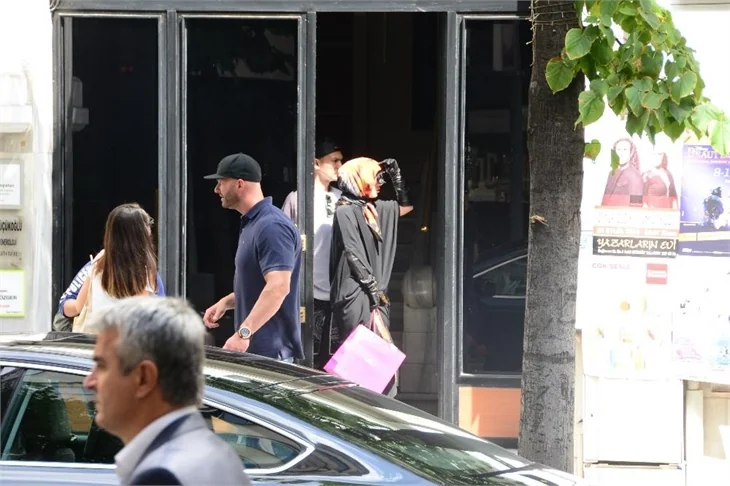 Lady Gaga'dan tebdil-i kıyafet!