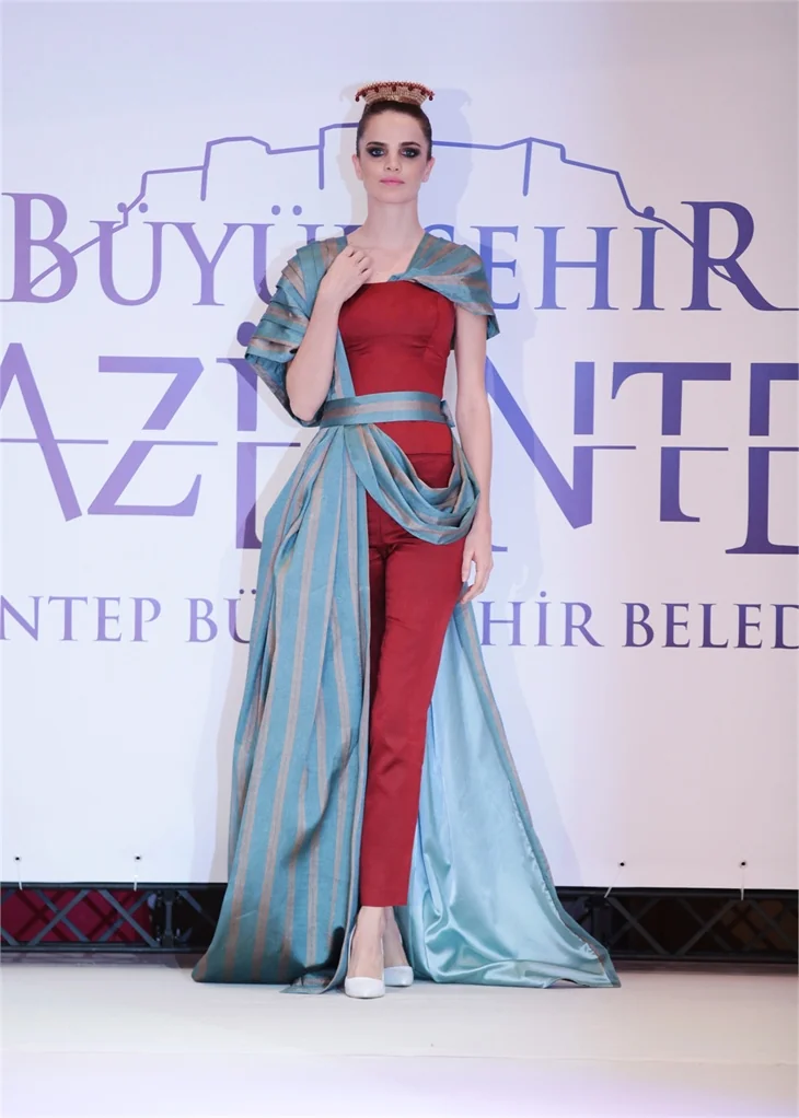 Gaziantep şehr-i medeniyetler defilesi büyüledi!