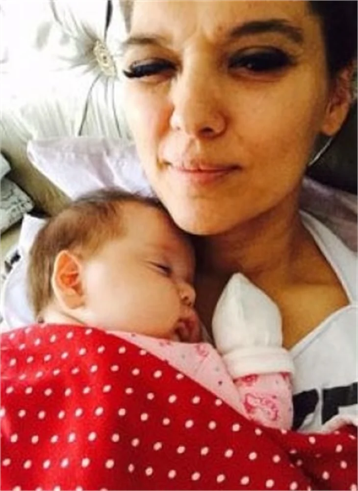 Demet Akalın'dan çocuk müjdesi!