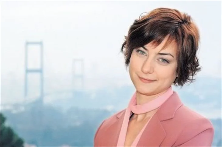 Sanem Çelik: Türkiye'den gittim çünkü...