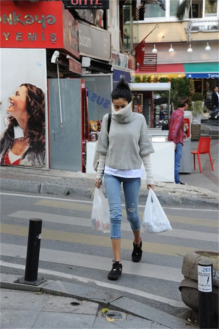 Asena Erkin peçesi!