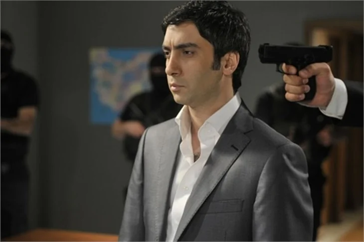 Polat Alemdar'ın milyon dolarlık binası