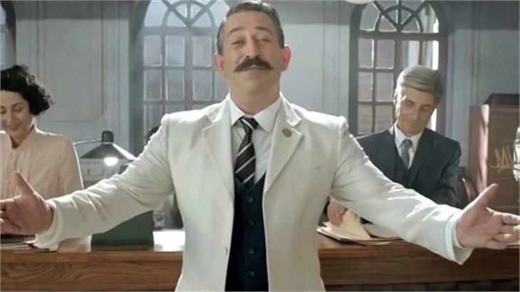 Cem Yılmaz: Düzyazıya aldanmayın, ben daha komiğim