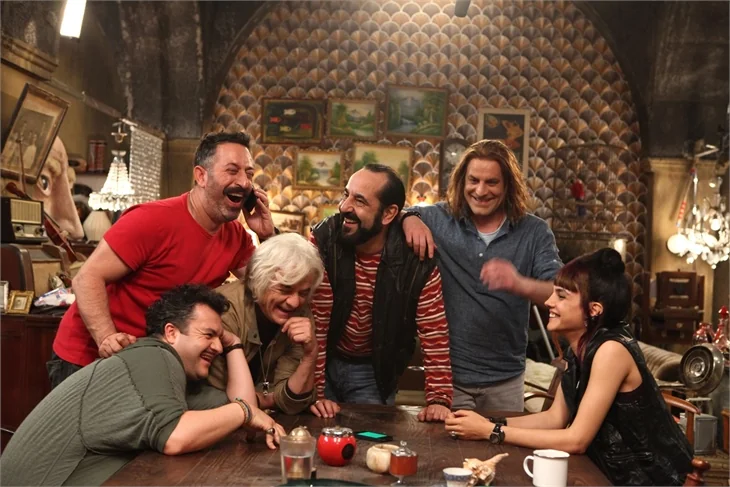 Cem Yılmaz: Düzyazıya aldanmayın, ben daha komiğim