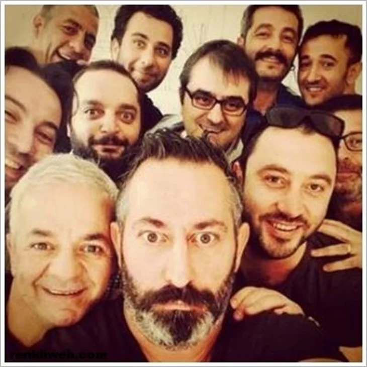 Cem Yılmaz: Düzyazıya aldanmayın, ben daha komiğim
