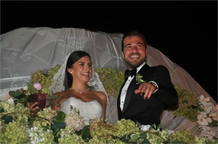 Engin Altan Düzyatan ve Neslişah Alkoçlar'a nazar değdi!