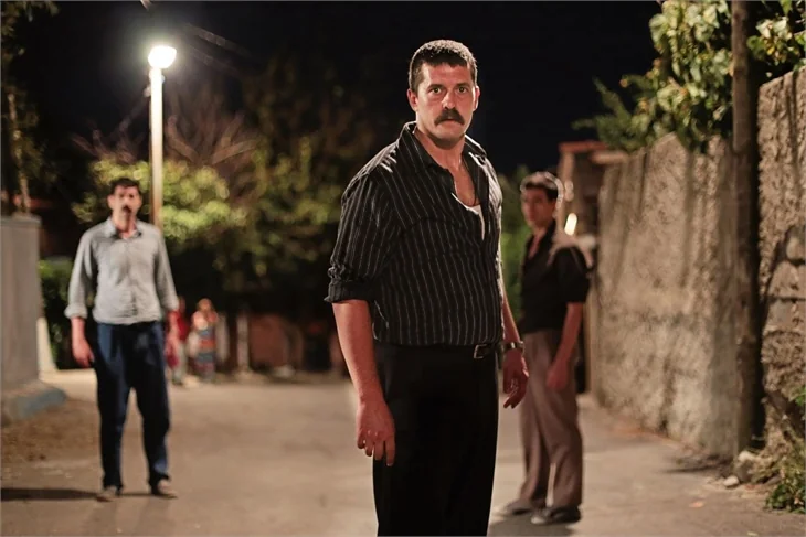 Topun ağzında 11 dizi var!