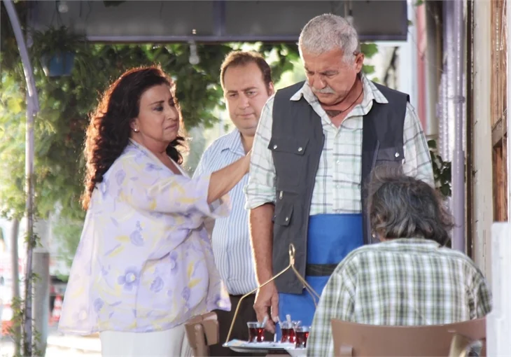 Topun ağzında 11 dizi var!
