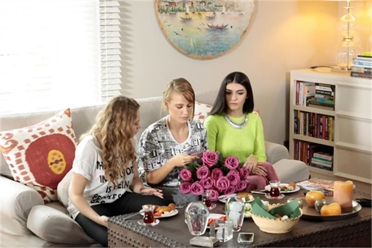 Medcezir'de Mira ve Orkun el ele!