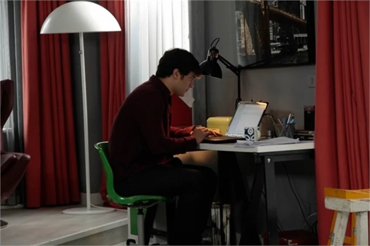 Medcezir'de Mira ve Orkun el ele!