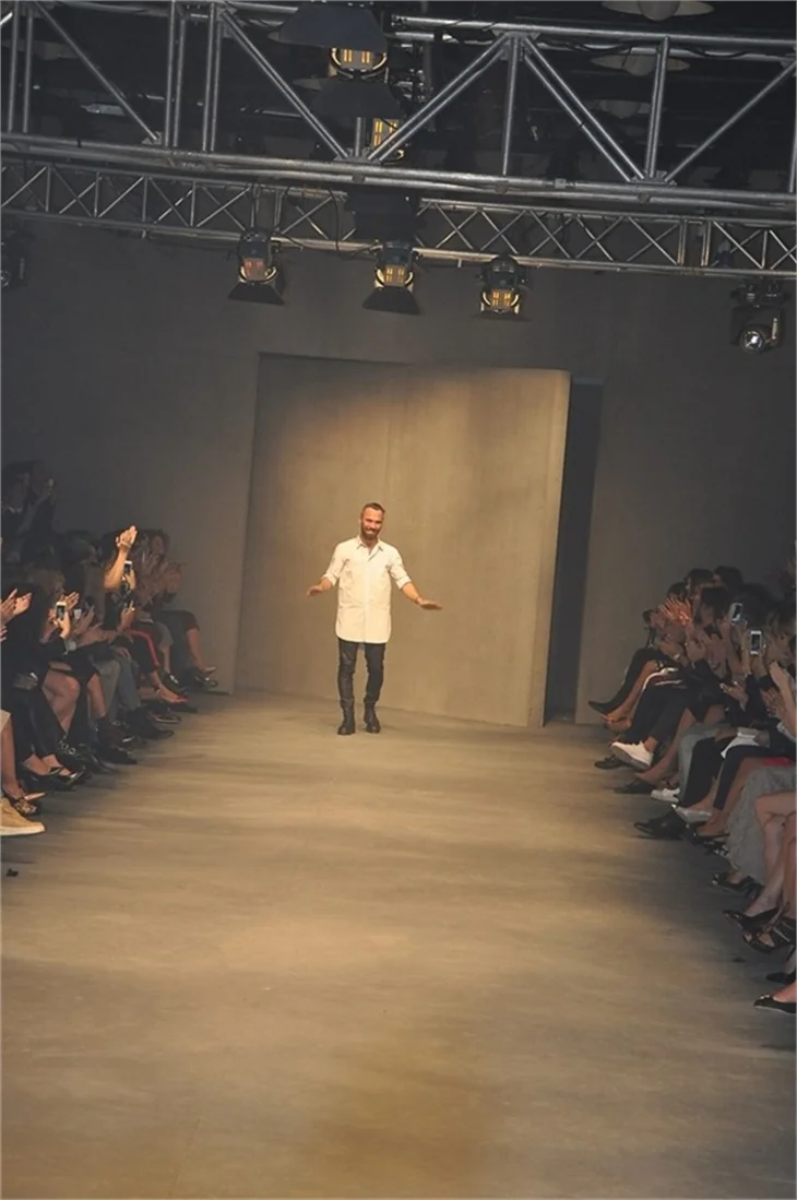 Ünlü yağmuru
