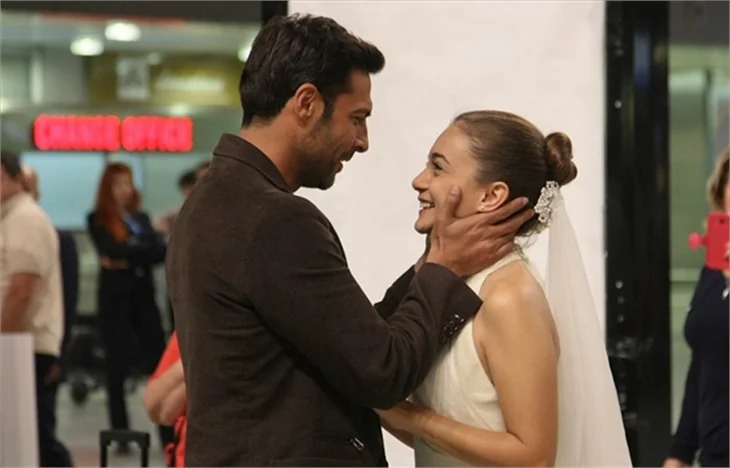 Güllerin Savaşı'nda Gülfem'i şoke eden sürpriz!