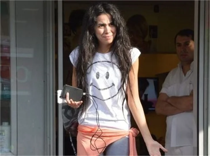 Asena Erkin'in IŞİD Tweet'i kızdırdı