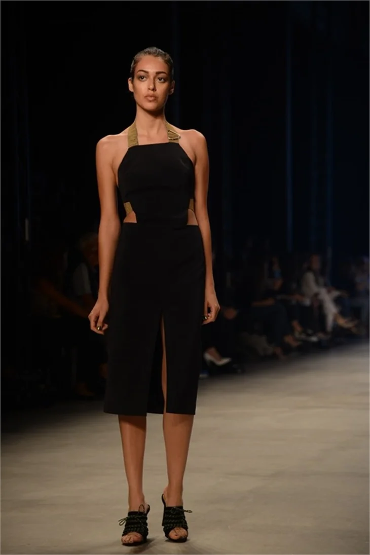 Fashion Week'te fermuar modası