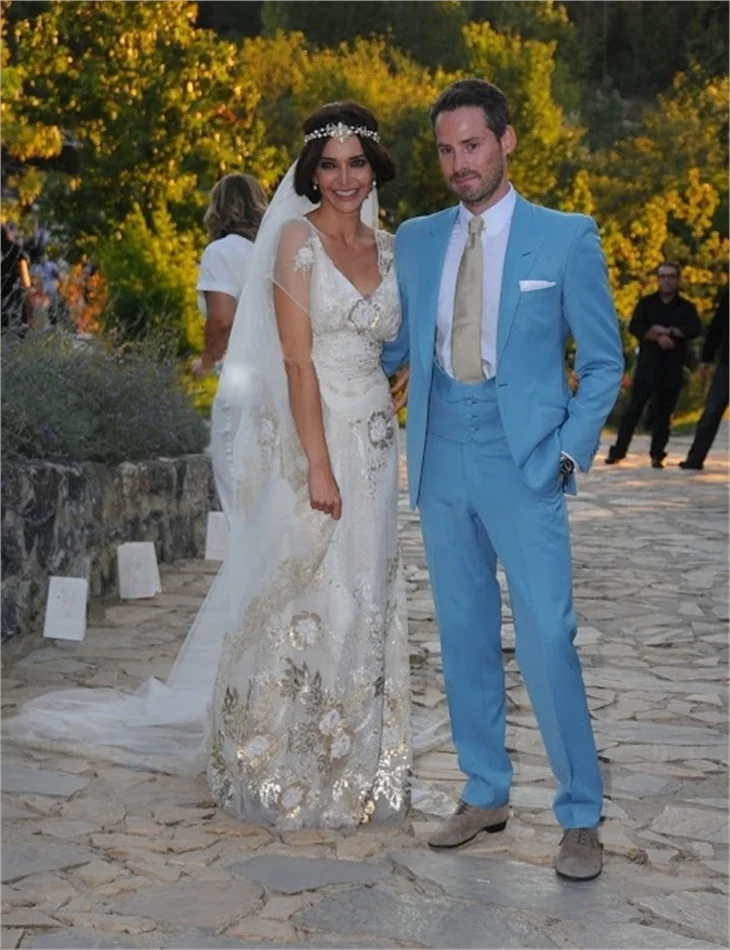 Hande Ataizi 'Aslan'ı emzirmek için minibüs aldı
