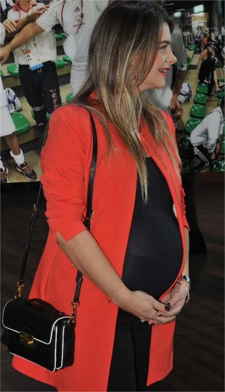 Pelin Karahan'dan çocuk mesajı!