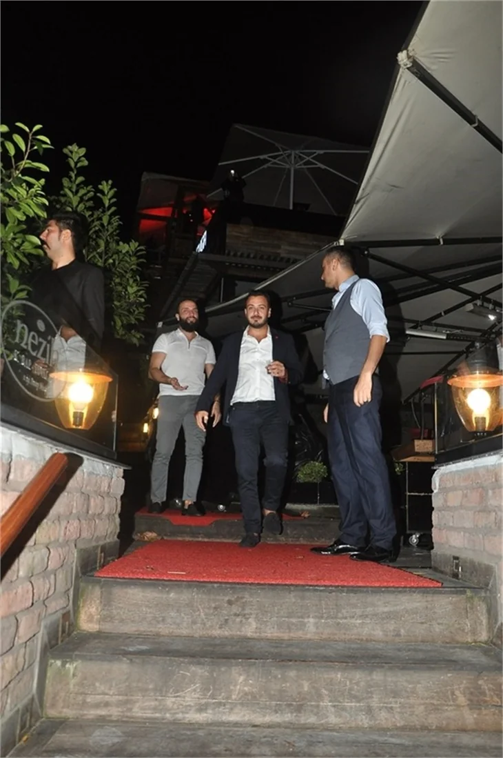 Asena ile Berkay yine yan yana!