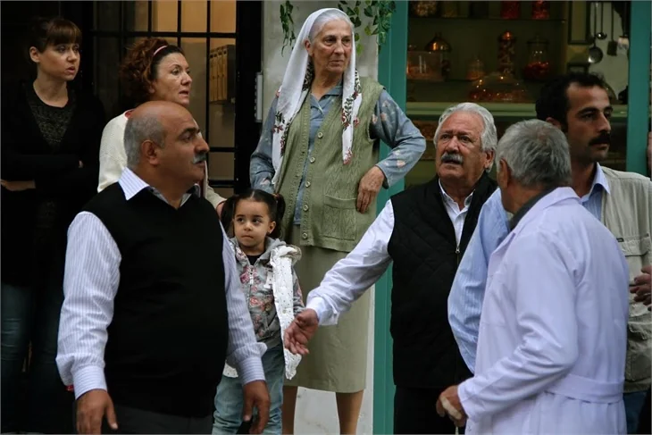 'Kocamın Ailesi'nde heyecanlı bekleyiş!