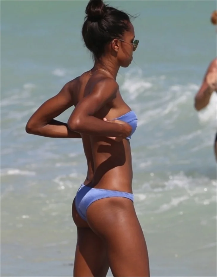 Çikolata kız Jasmine Tookes!