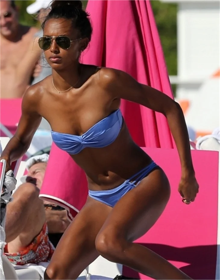 Çikolata kız Jasmine Tookes!