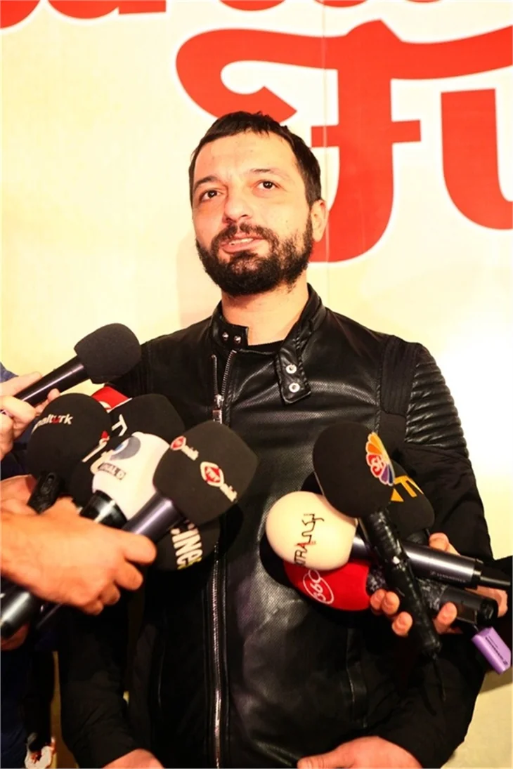 'Unutursam Fısılda'nın galasına ünlü akını!