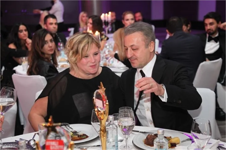 5. Ayaklı Gazete Tv Yıldızları ödül gecesi yapıldı!